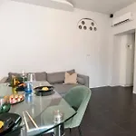 We - Sarpi House - Апартаменты