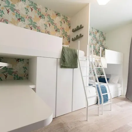 We - Sarpi House - شقة *